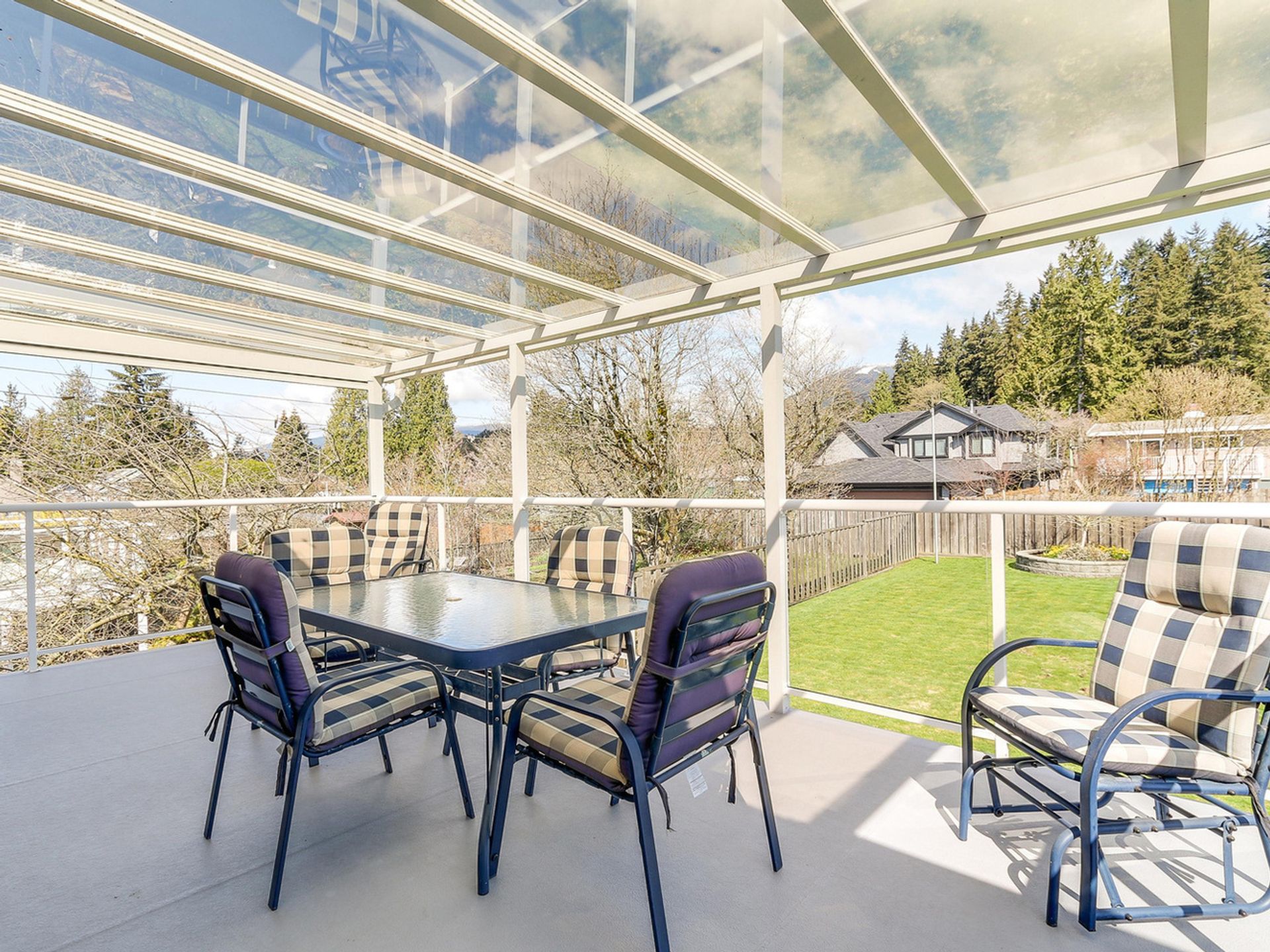 64680 at 834 16th Street E, North Vancouver