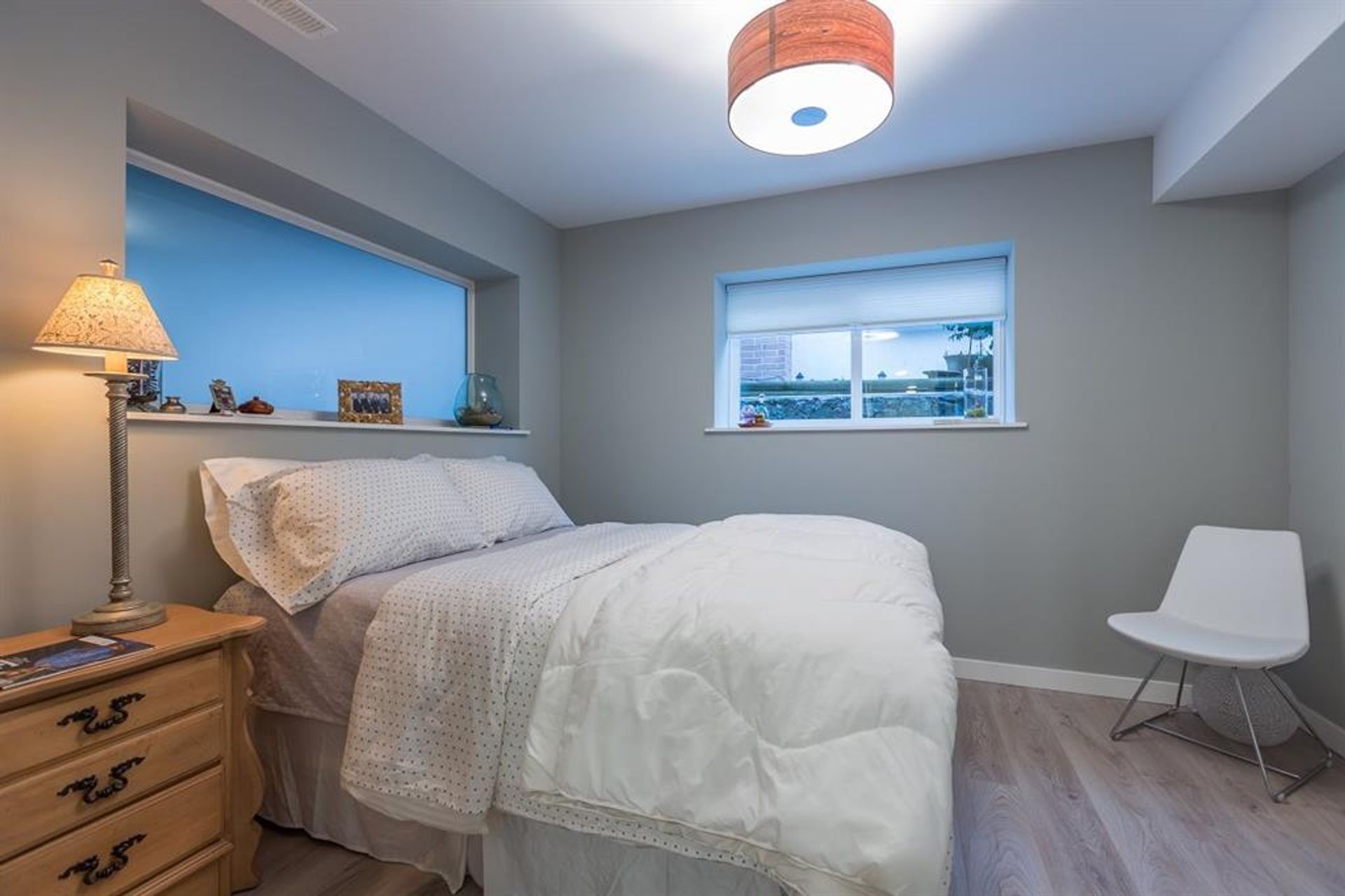 64796 at 3035 Chaucer Avenue, North Vancouver