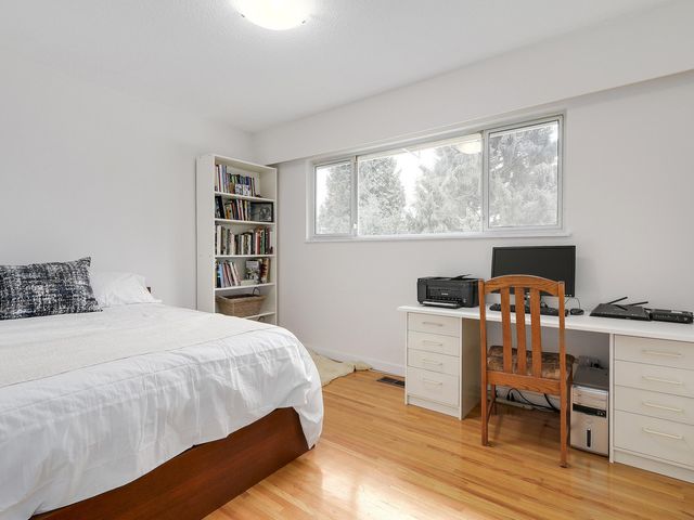 64851 at 1181 Chamberlain Drive, North Vancouver