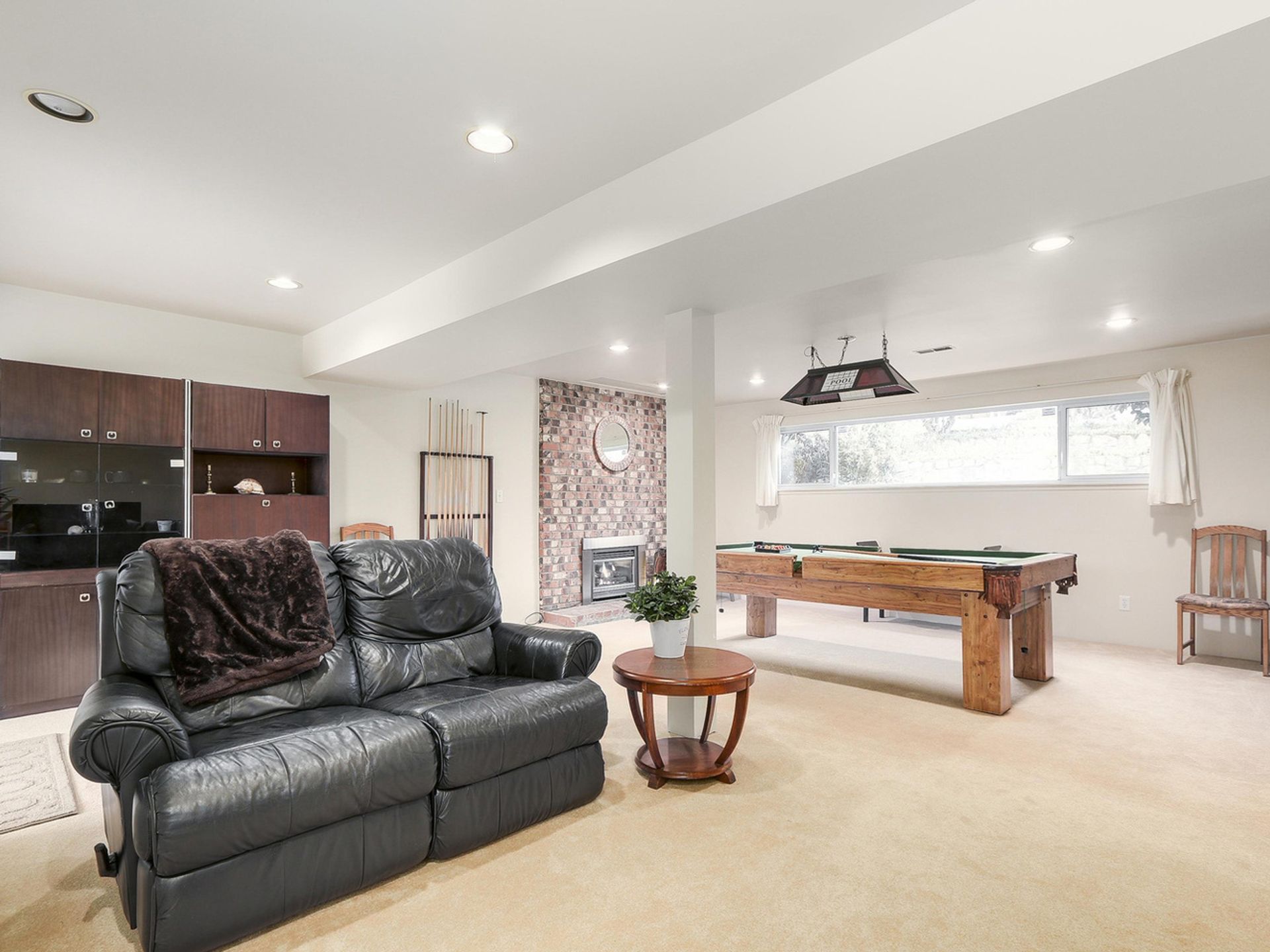 64872 at 1181 Chamberlain Drive, North Vancouver