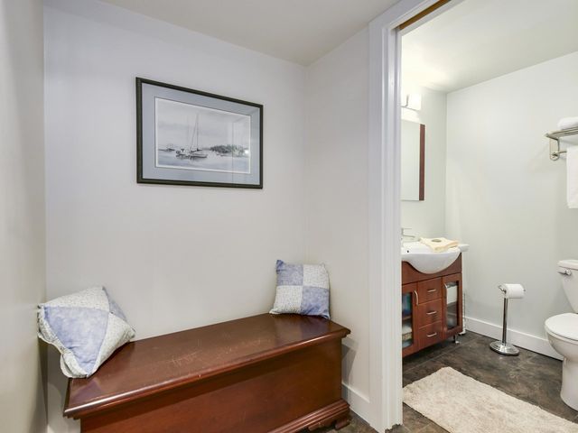 65160 at 1398 Plateau Drive, North Vancouver