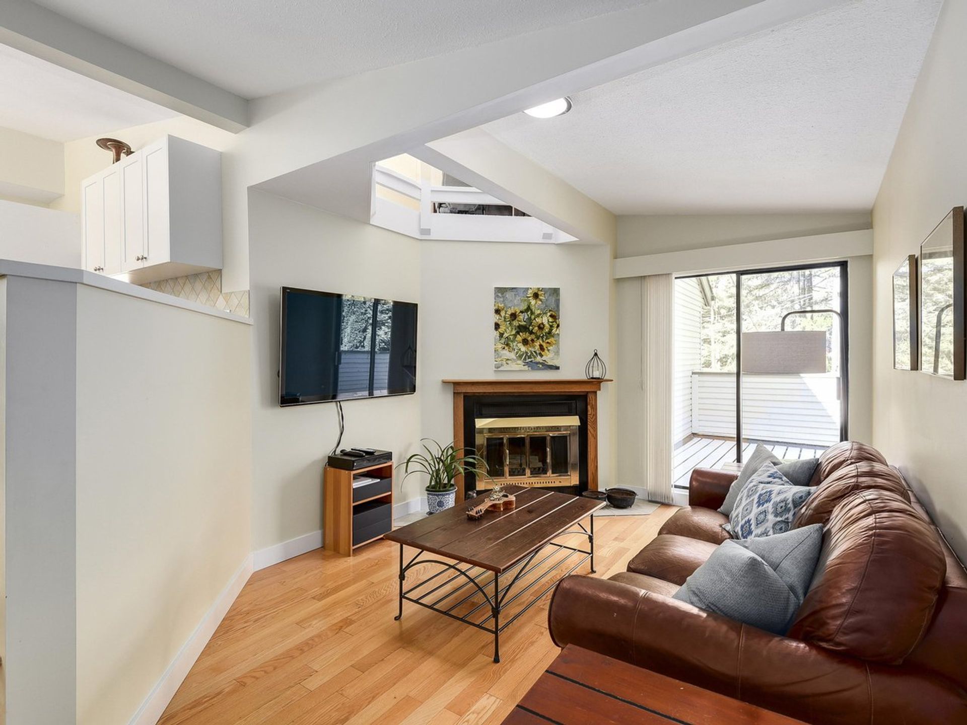 65093 at 1398 Plateau Drive, North Vancouver