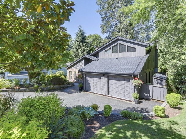 65915 at 5454 Cortez Crescent, North Vancouver