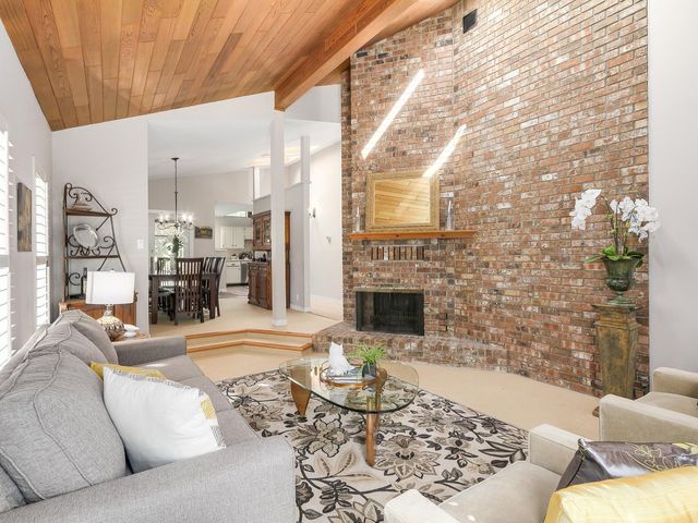 65924 at 5454 Cortez Crescent, North Vancouver