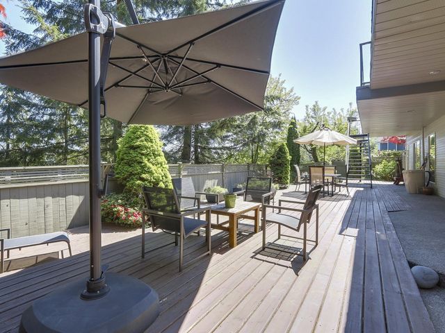 65053 at 795 St. James Road E, North Vancouver