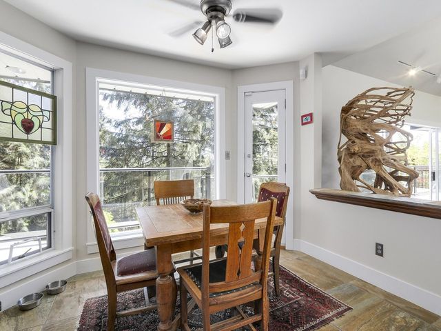 65068 at 795 St. James Road E, North Vancouver