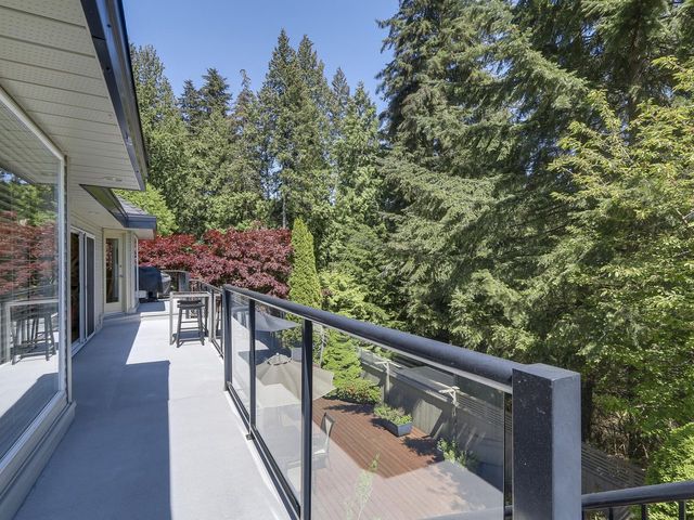 65074 at 795 St. James Road E, North Vancouver