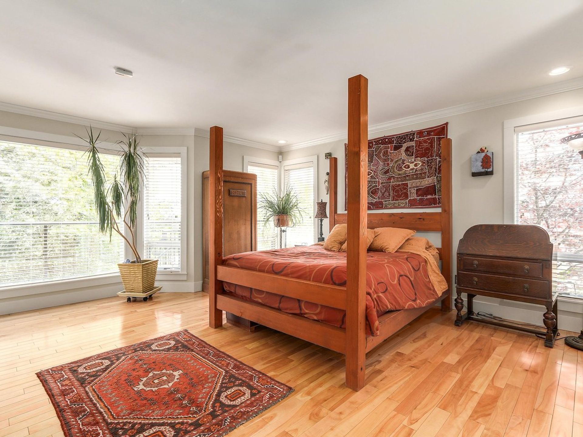 65023 at 795 St. James Road E, North Vancouver