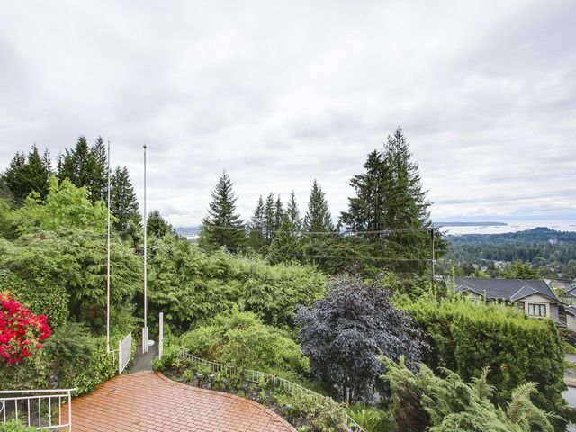 65404 at 4828 Skyline Drive, North Vancouver