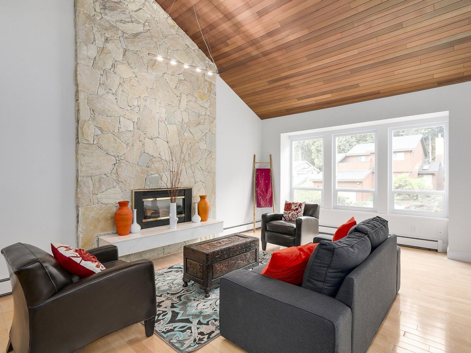 65587 at 5634 Honeysuckle Place, North Vancouver