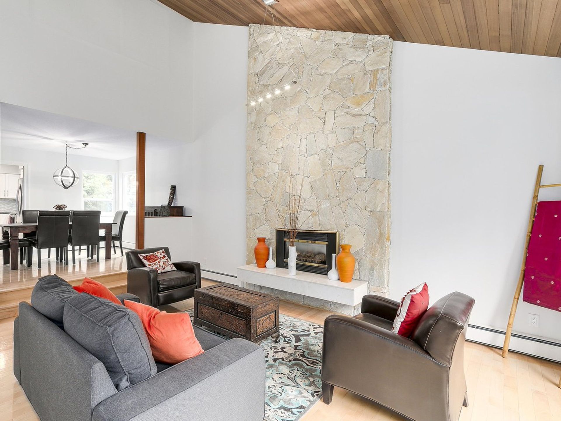 65593 at 5634 Honeysuckle Place, North Vancouver