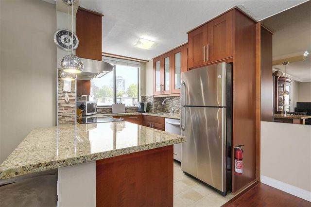 65810 at 603 - 540 Lonsdale Avenue, North Vancouver