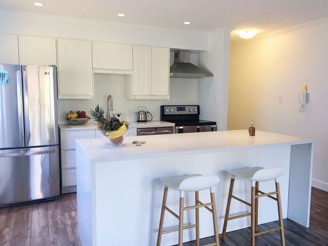 65853 at 5 - 137 5th Street E, North Vancouver