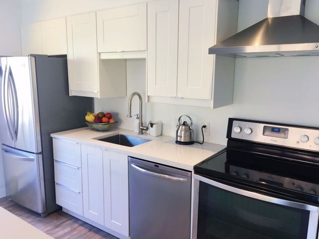 65874 at 5 - 137 5th Street E, North Vancouver