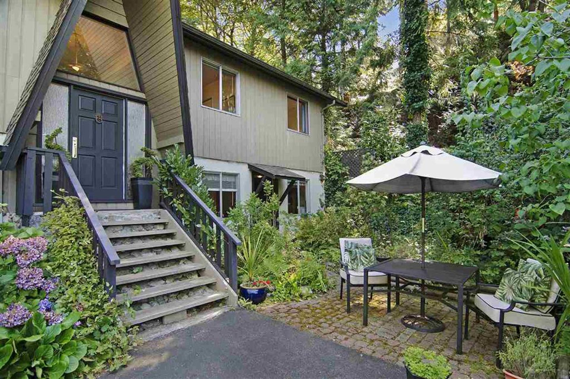 66075 at 5767 Primrose Place, West Vancouver