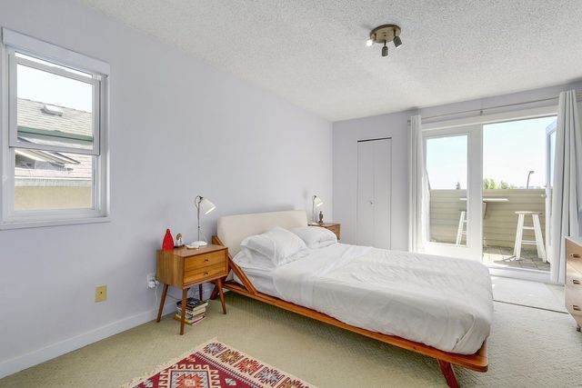 66137 at 256 5th Street W, North Vancouver