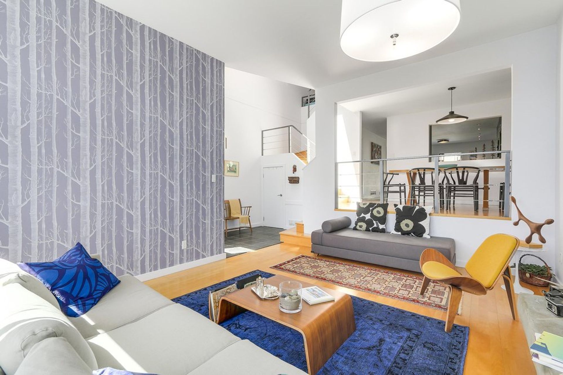 66113 at 256 5th Street W, North Vancouver