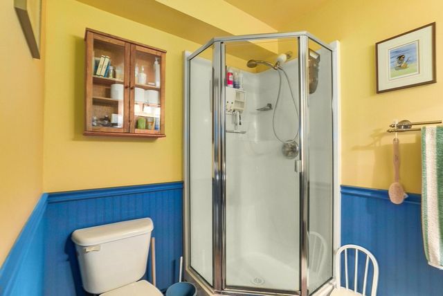 66367 at 223 Keith Road E, North Vancouver