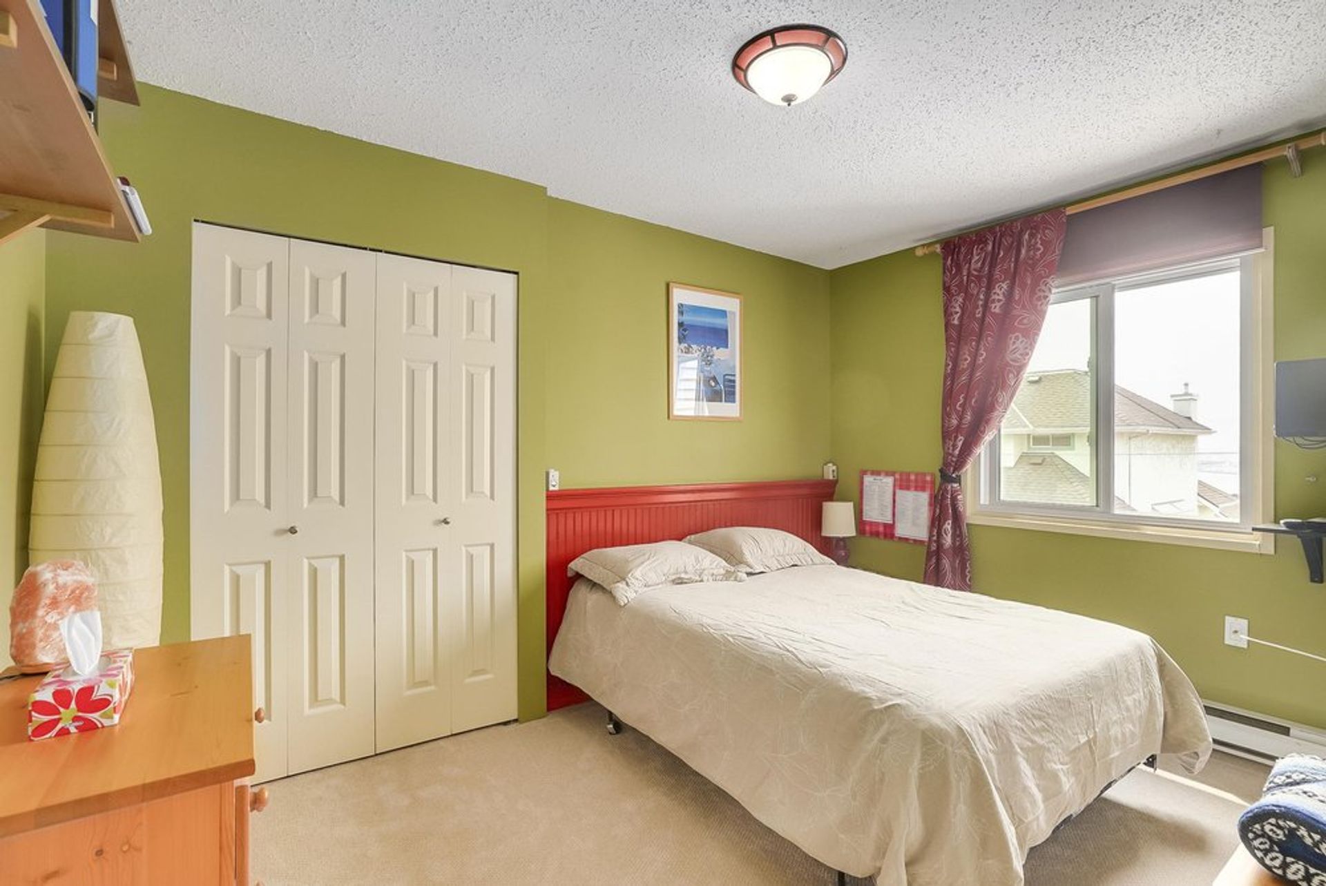 66376 at 223 Keith Road E, North Vancouver