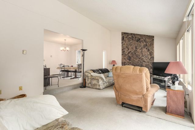 66441 at 1829 Rufus Drive, North Vancouver