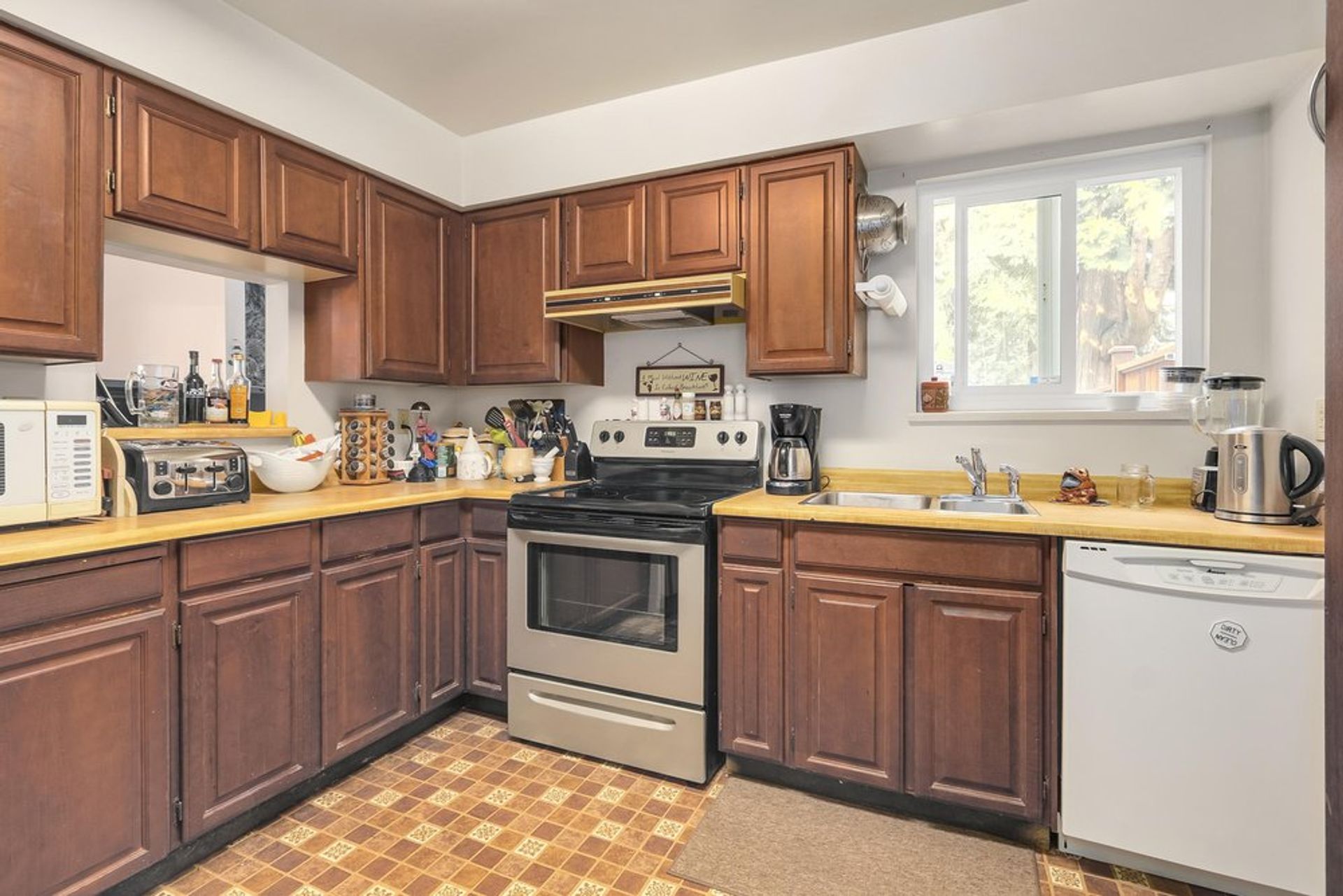 66456 at 1829 Rufus Drive, North Vancouver