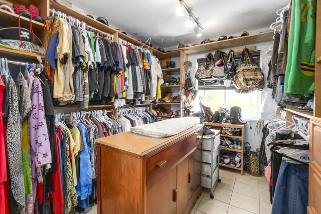 66593 at 4248 Mt Seymour Parkway, North Vancouver