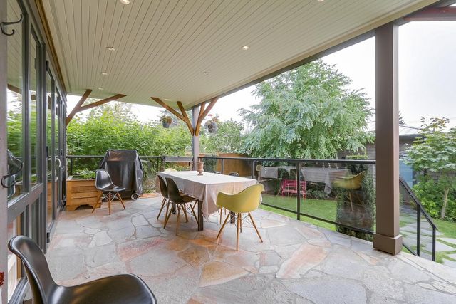 66716 at 425 16th Street E, North Vancouver