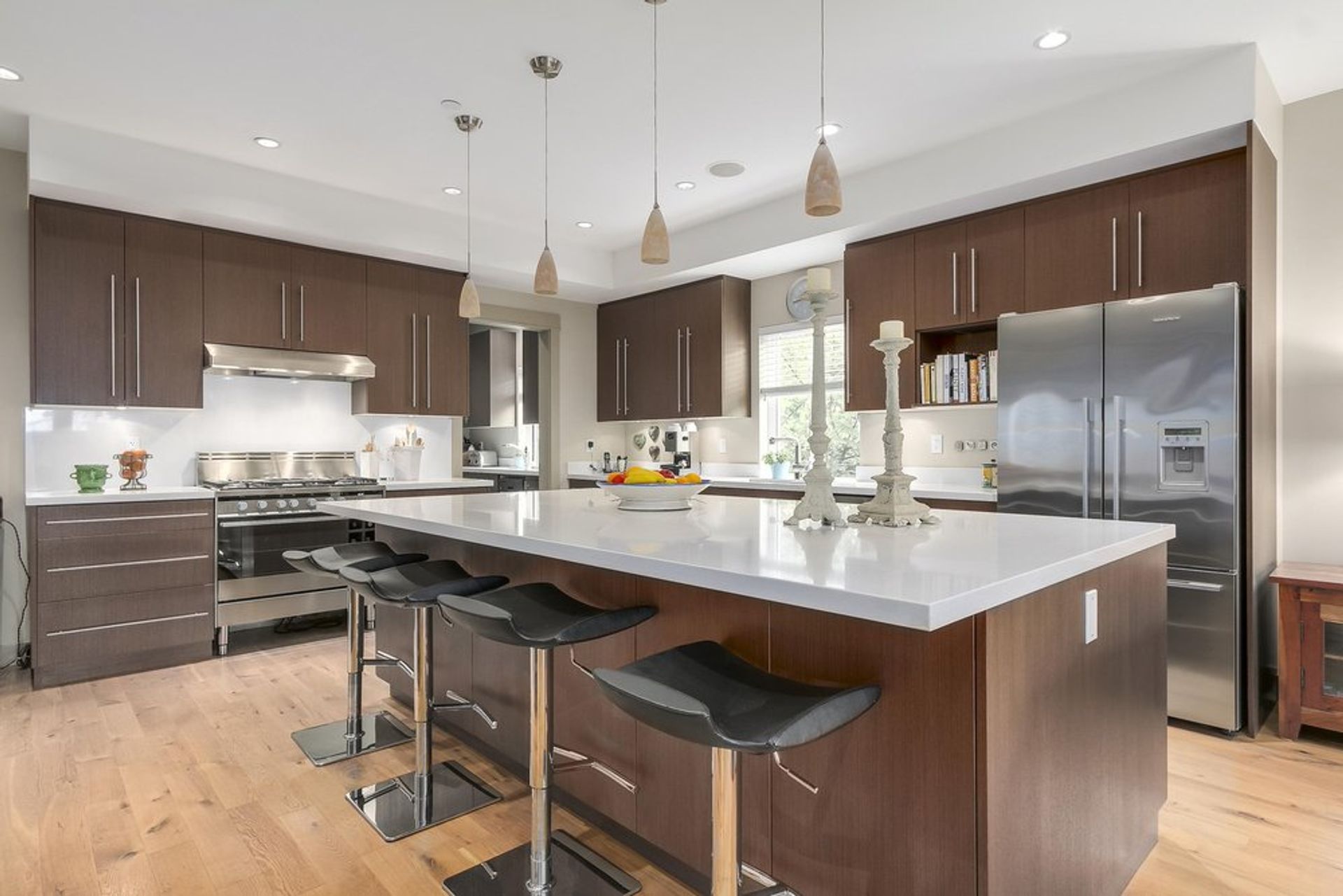 66665 at 425 16th Street E, North Vancouver