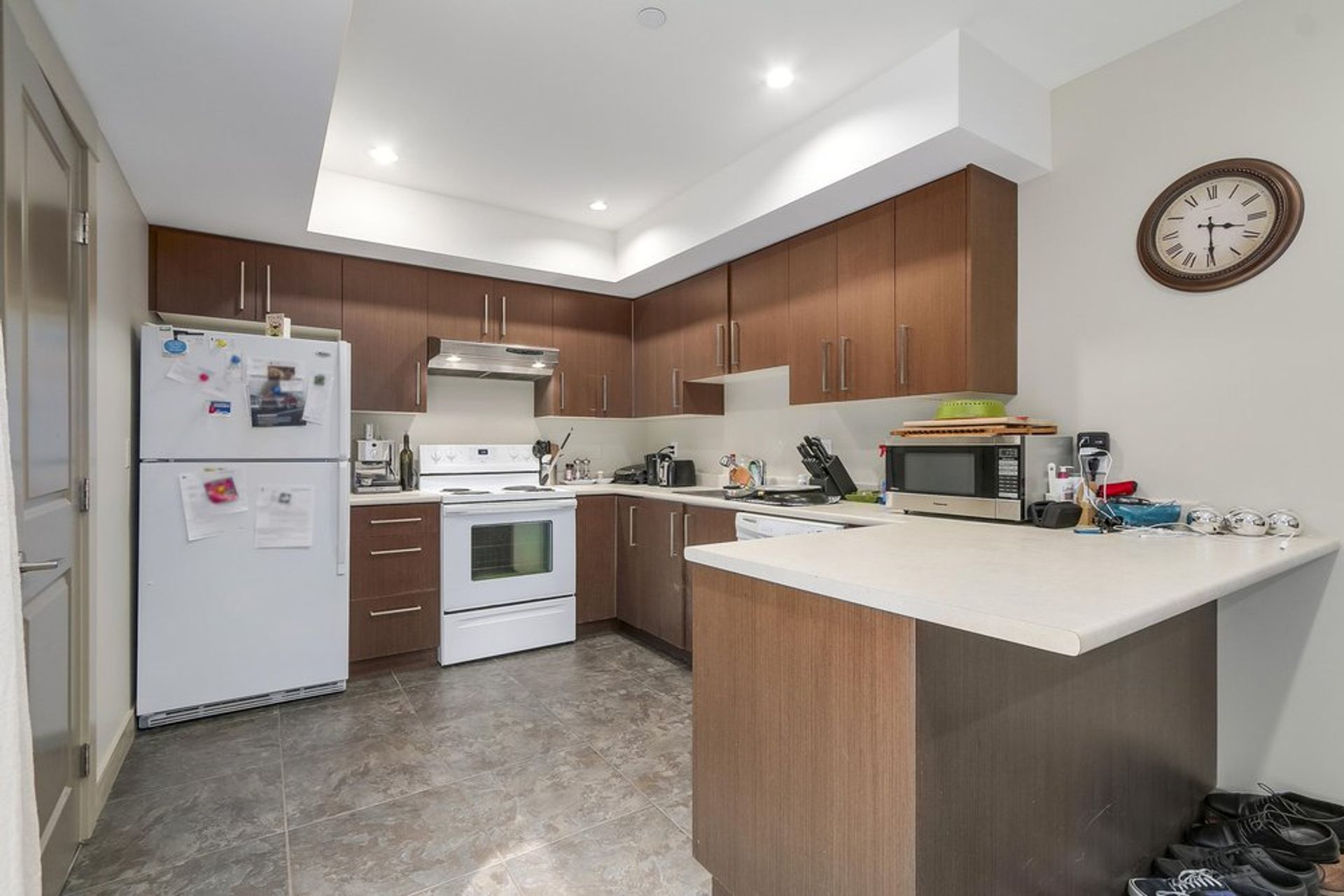 66713 at 425 16th Street E, North Vancouver