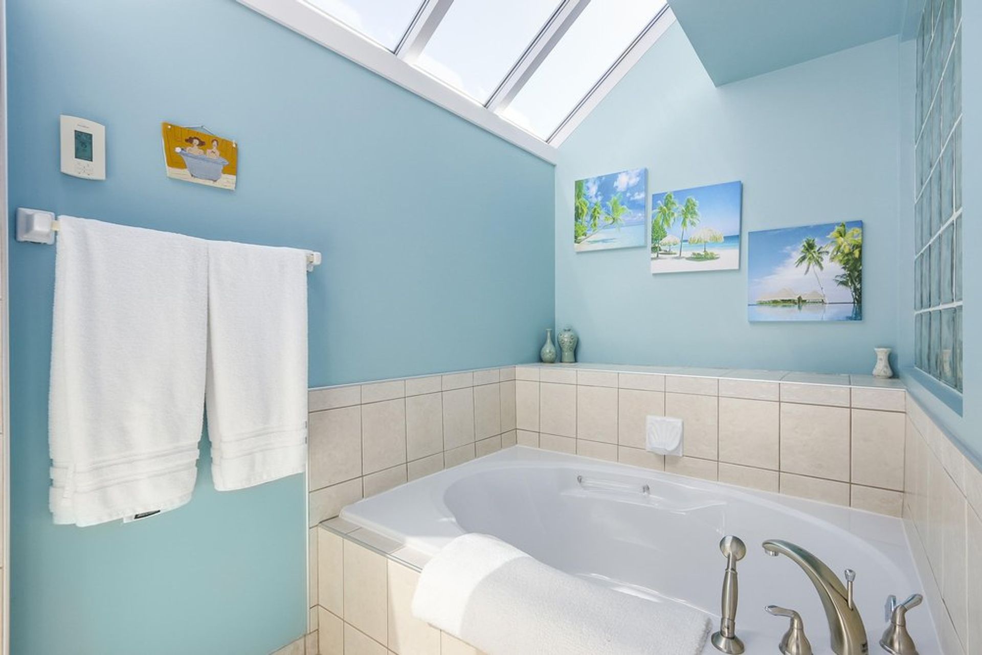 66792 at 4 - 1925 Indian River Crescent, North Vancouver