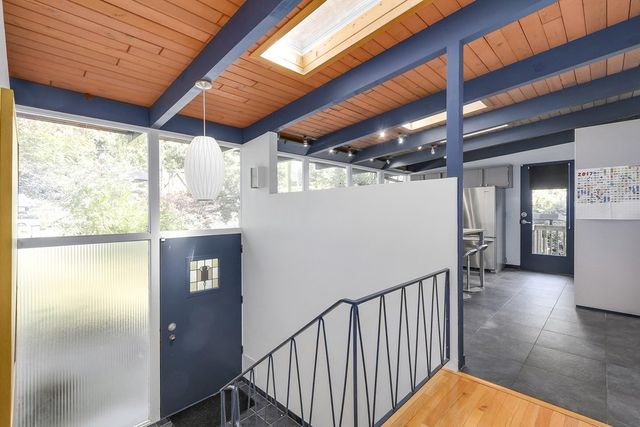 66843 at 547 W St. James Road, North Vancouver