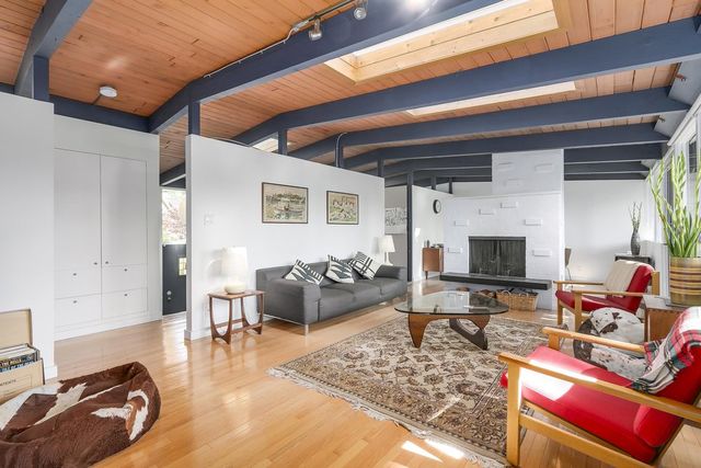 66846 at 547 W St. James Road, North Vancouver