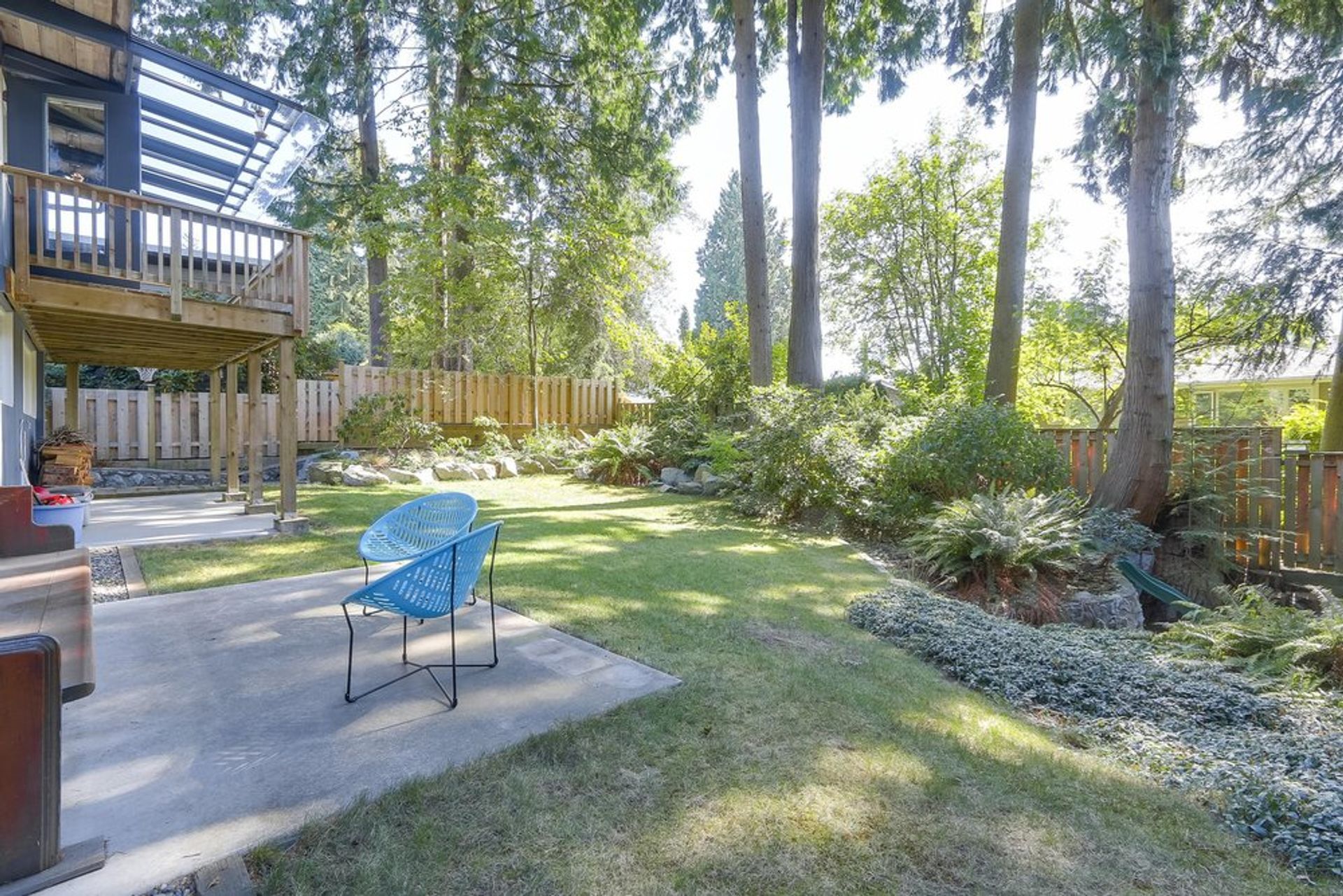 66903 at 547 W St. James Road, North Vancouver