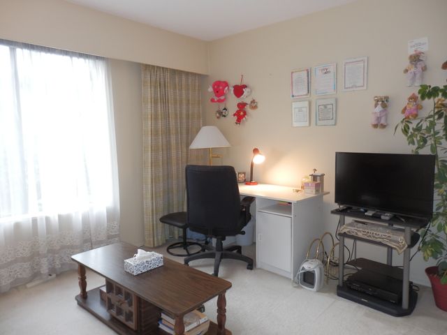 66968 at 215 - 2640 Fromme Road, North Vancouver