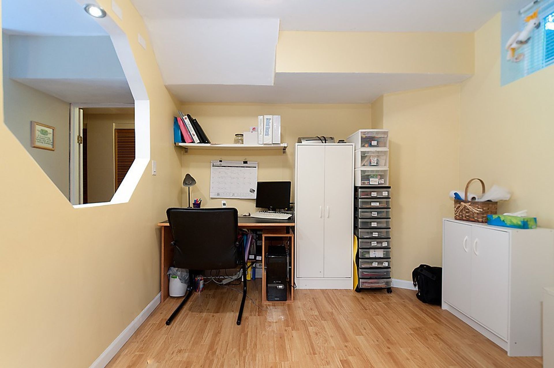 67046 at 1178 Deep Cove Road, North Vancouver