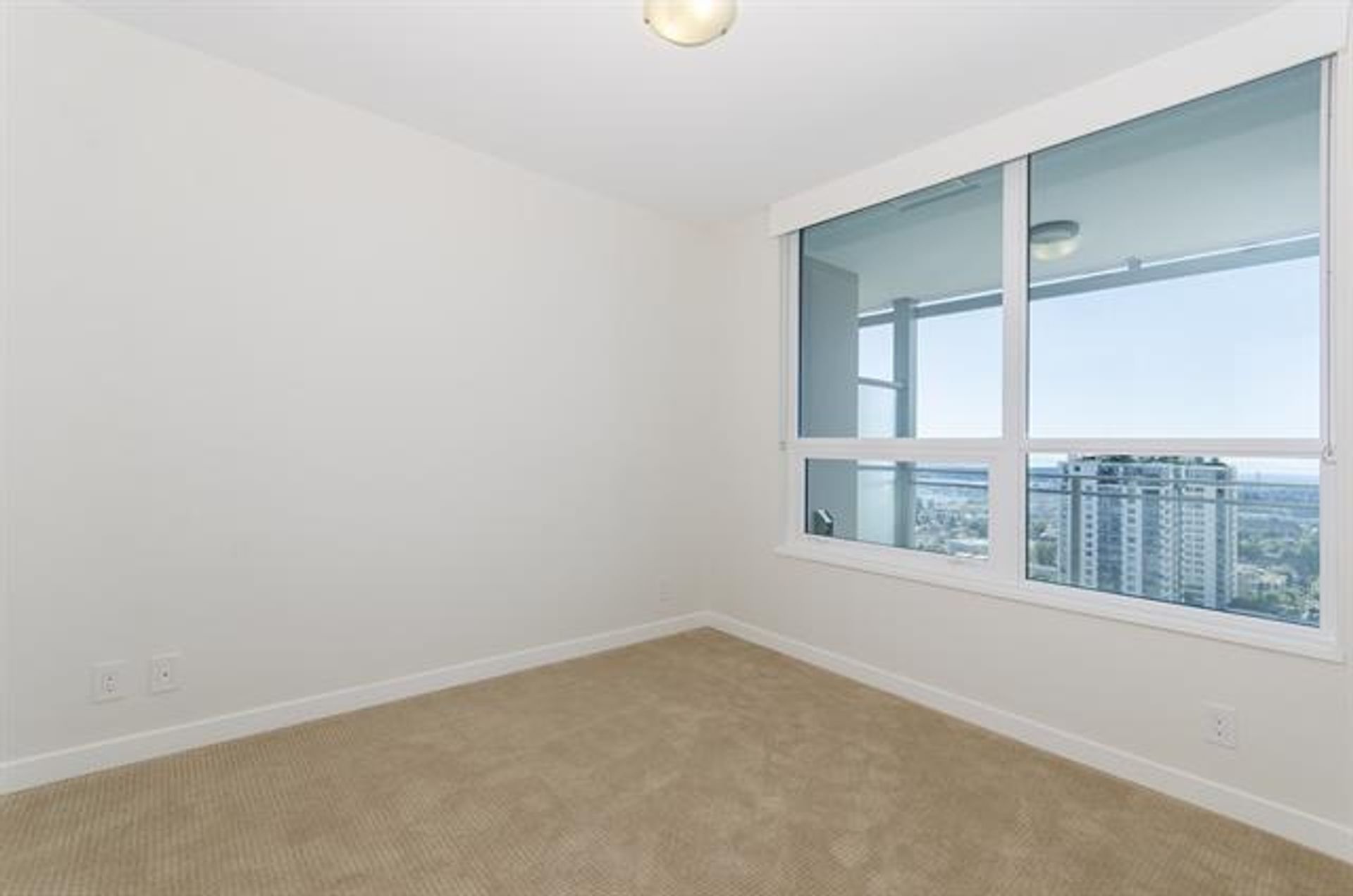 67073 at 1505 - 125 15th Street E, North Vancouver