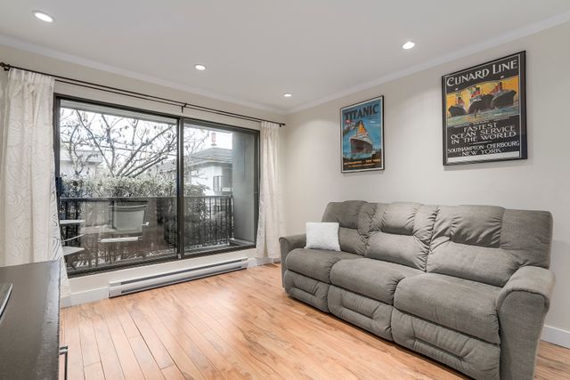 67128 at 104 - 251 W 4th Street, North Vancouver