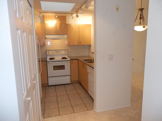 67181 at 408 - 175 10th Street E, North Vancouver