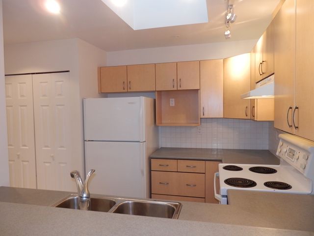 67187 at 408 - 175 10th Street E, North Vancouver