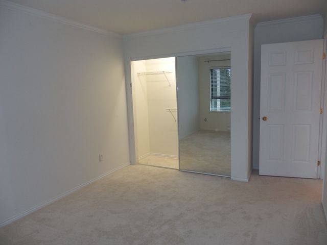 67220 at 408 - 175 10th Street E, North Vancouver