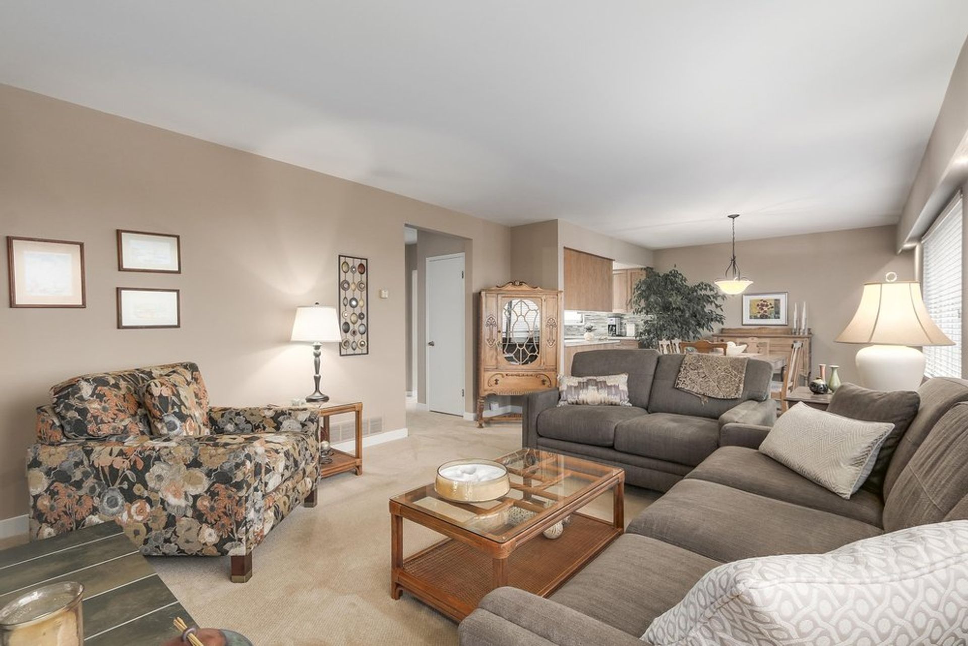 67268 at 916 Whitchurch Street, North Vancouver