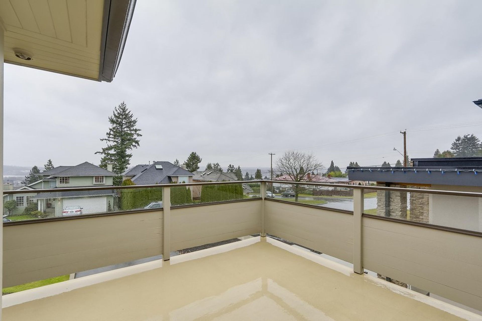 67312 at 916 Whitchurch Street, North Vancouver