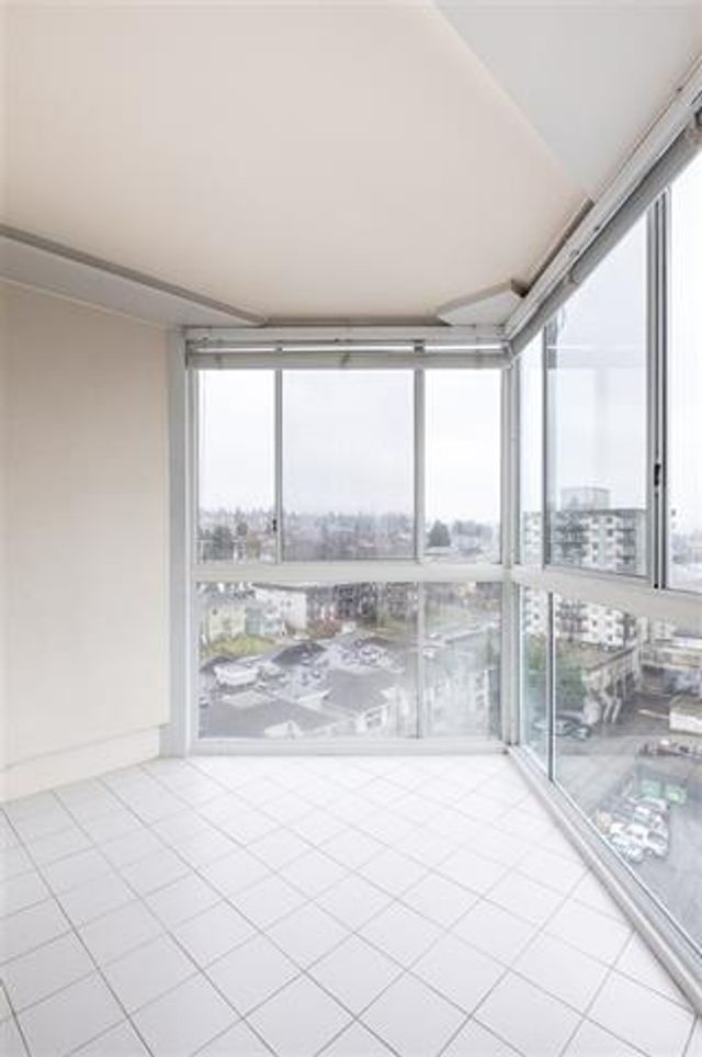 67404 at 1502 - 130 2nd Street E, North Vancouver