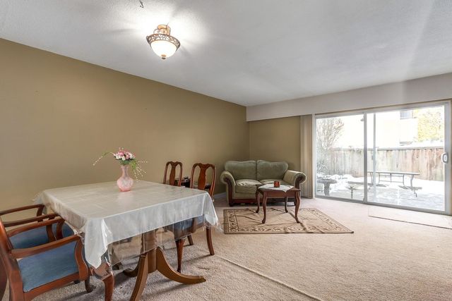 67562 at 2365 Mountain Highway, North Vancouver