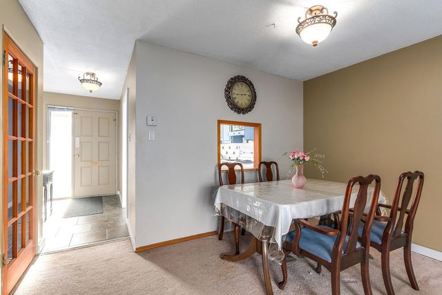 67577 at 2365 Mountain Highway, North Vancouver