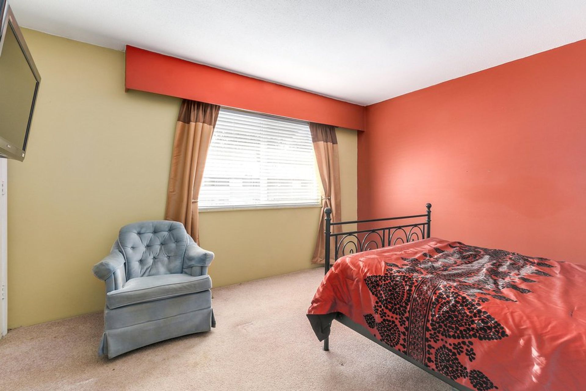 67604 at 2365 Mountain Highway, North Vancouver