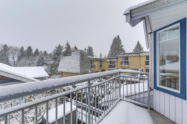 67704 at 3 - 1940 Chesterfield Avenue, North Vancouver