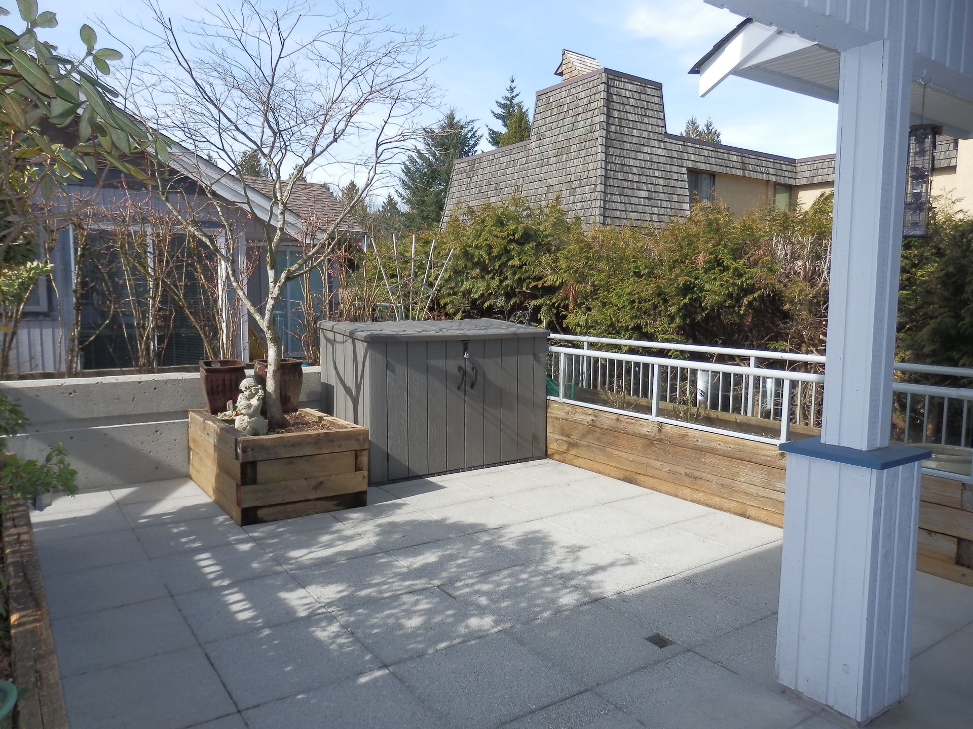 67890 at 3 - 1940 Chesterfield Avenue, North Vancouver