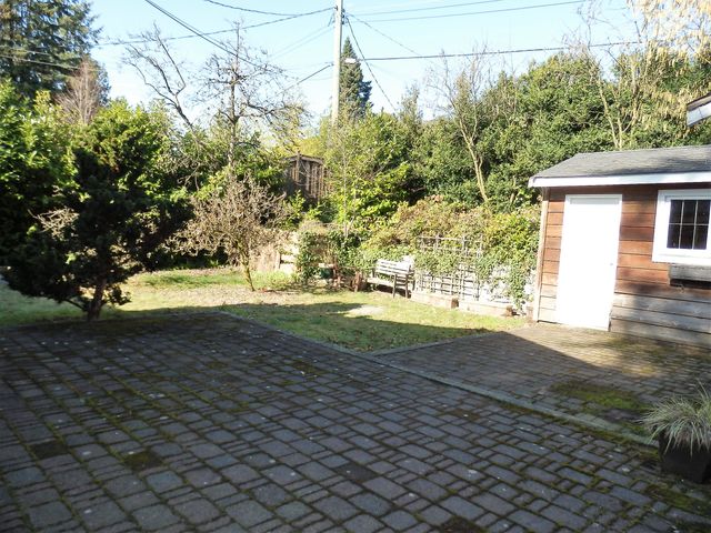 67776 at 2866 Woodbine Drive, North Vancouver