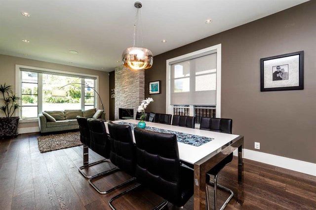 68942 at 423 14th Street E, North Vancouver